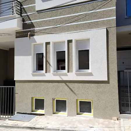 Travelers' Apartment