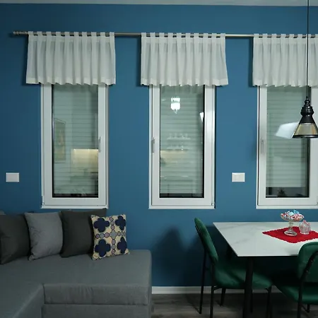 Travelers' Apartment