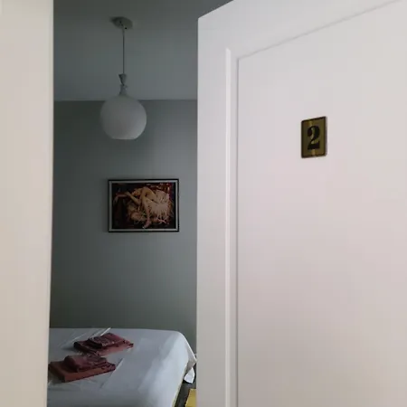 Apartment Travelers' *